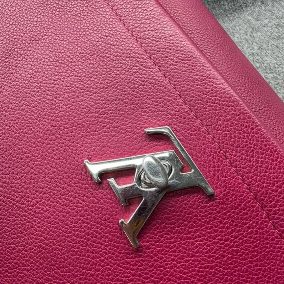 Louis Vuitton Lockme Pink Leather Satchel 899-021025 - Picture 10 of 14